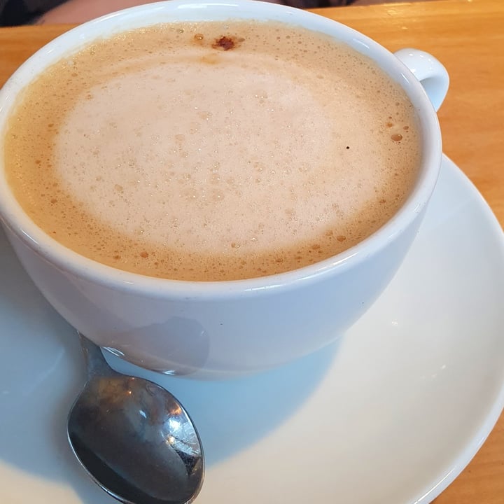 photo of Café Blattgold Chai Latte with Oatmilk shared by @kirsten123 on  15 Jan 2022 - review
