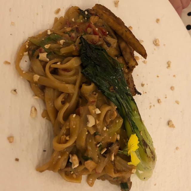 菜肴“Noodles asiáticos”的照片