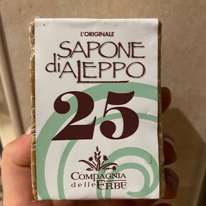 review photo of Compagnia delle erbe Sapone di Aleppo shared by @deshewaa on 01 Oct 2022 - review