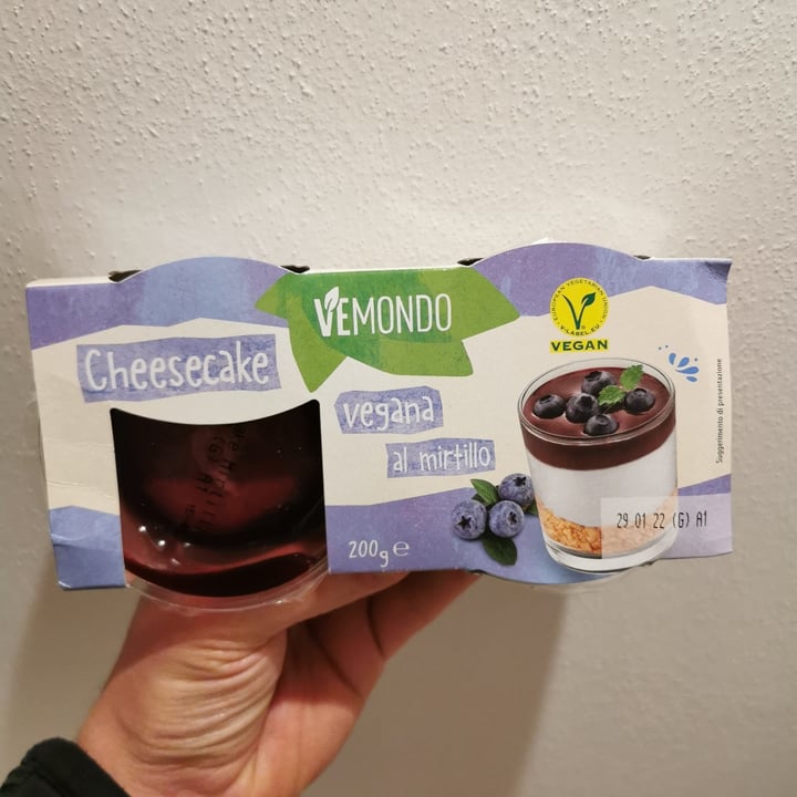 review photo of Vemondo Cheesecake vegana al mirtillo shared by @corydp on 30 Jan 2022 - review