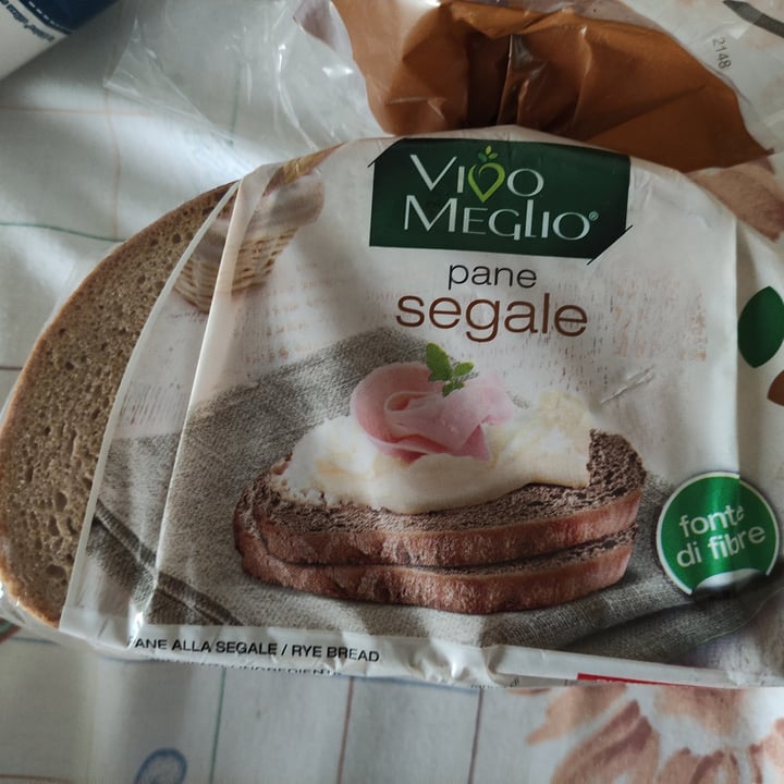 photo of Vivo Meglio Pane segale shared by @dana290 on  27 Apr 2022 - review