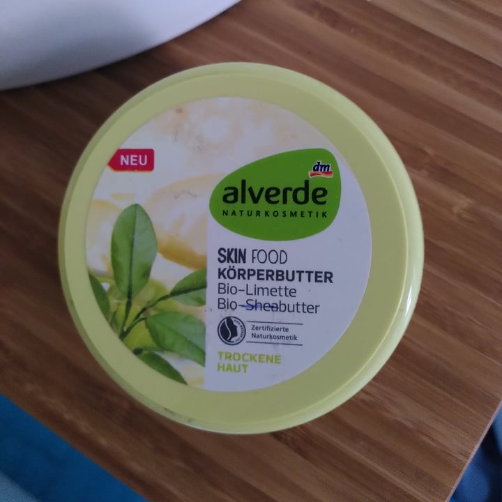 photo of Alverde Naturkosmetik Burro corpo bio al lime shared by @silviafrik on  17 Jun 2022 - review