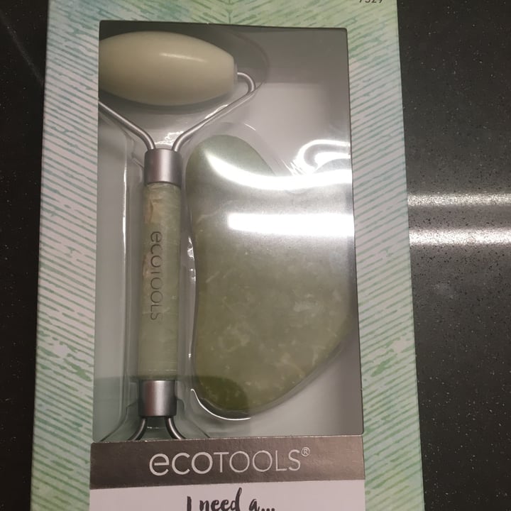 photo of EcoTools Jade stone roller shared by @sedahere on  18 Feb 2021 - review