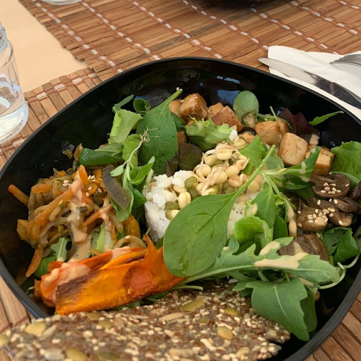 photo of Holy Beach Thai Bowl shared by @mandymngn on  03 Jul 2021 - review