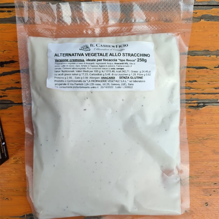 review photo of Il CashewFicio Alternativa vegetale allo stracchino shared by @irenesandri on 08 Sep 2022 - review