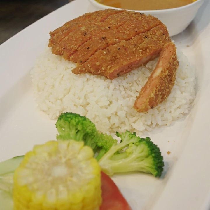 photo of North South East West Fusion Vegetarian Cuisine Hainanese Curry Pork Chop shared by @simhazel on  07 Sep 2019 - review