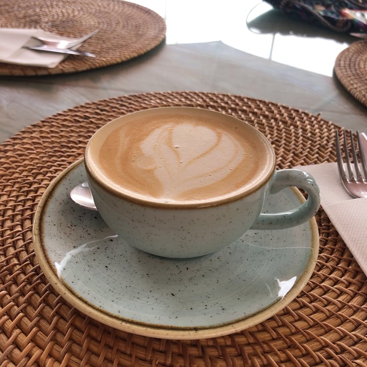 photo of Foodisiac Sotogrande Cappuccino Almond Milk shared by @paolaskaff on  23 Aug 2021 - review