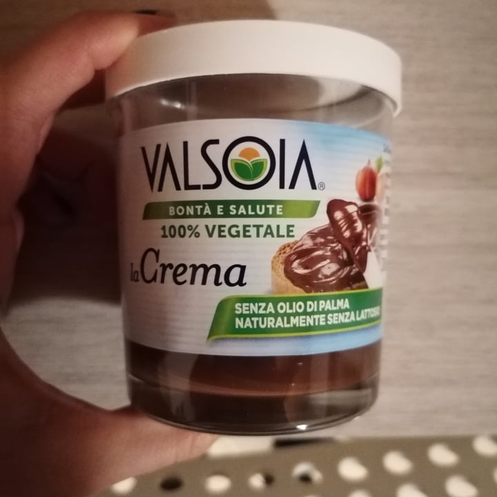 photo of Valsoia Crema alla nocciola shared by @nocturnalblaze on  01 Nov 2022 - review