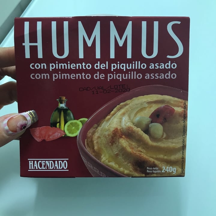 photo of Hacendado Hummus con Pimiento del Piquillo Asado shared by @marinadanza on  10 Feb 2020 - review