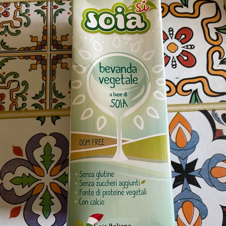 photo of Soia Sì Soia Sí Bevanda Vegetale A Base Di Soia shared by @nikswa on  18 Aug 2022 - review