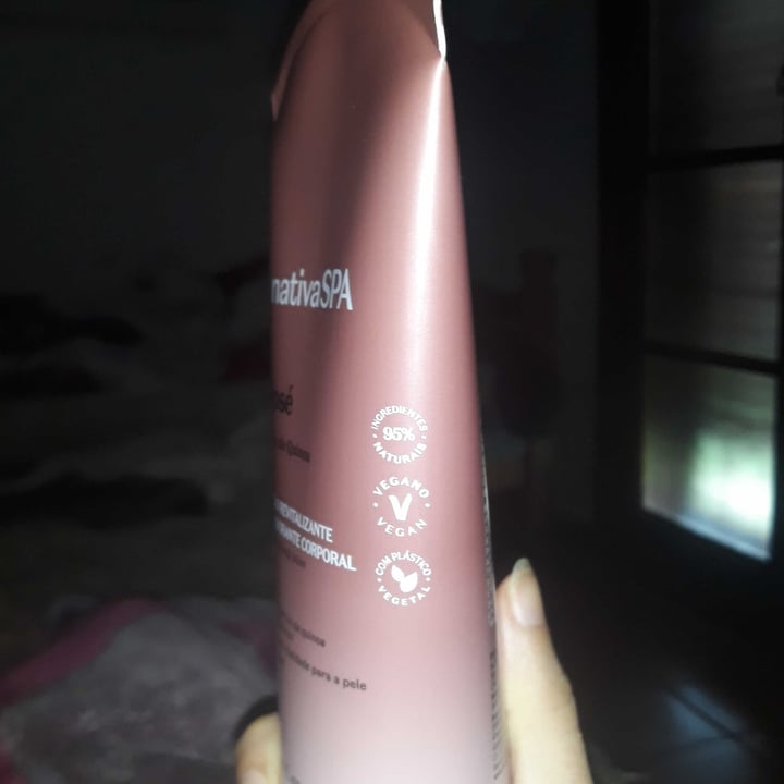 review photo of O Boticário rosé oleo de quinoa shared by @maluzera on 01 Dec 2022 - review