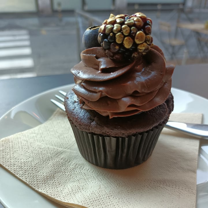 photo of Tauer Bakery Cupcake Foresta Nera shared by @giorgia99 on  04 Feb 2022 - review