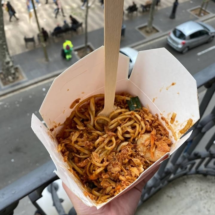 photo of Wok To Walk Vegan noodles shared by @val59 on  24 Nov 2022 - review