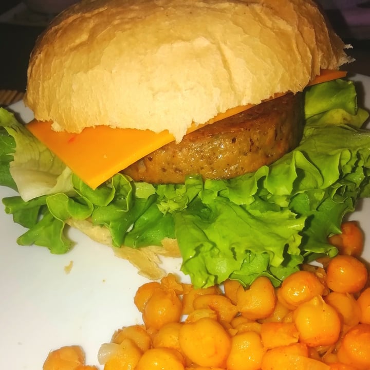 photo of Vemondo Burger Vegetali con Funghi shared by @flowerlollypop on  27 Jul 2022 - review