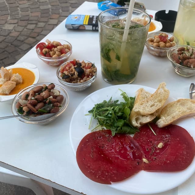 Photo of the dish “Happy Hour Vegan”