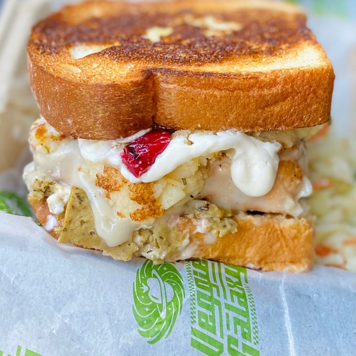 photo of Veggie Galaxy Moist maker Sandwich shared by @amz8893 on  20 Nov 2020 - review