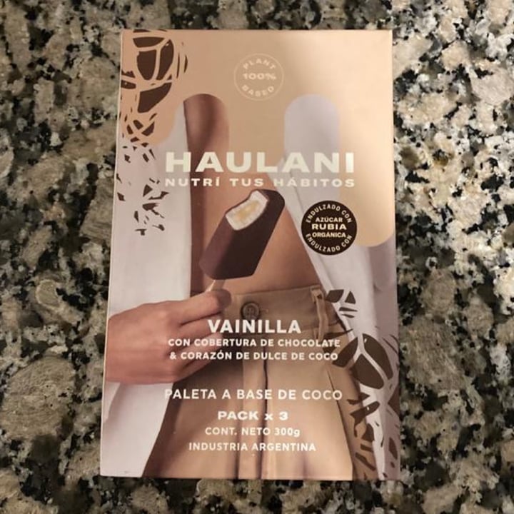 photo of Haulani Paleta de Vainilla Con Cobertura De Chocolate Y Corazón De Dulce De Coco shared by @kacerutti on  29 May 2022 - review