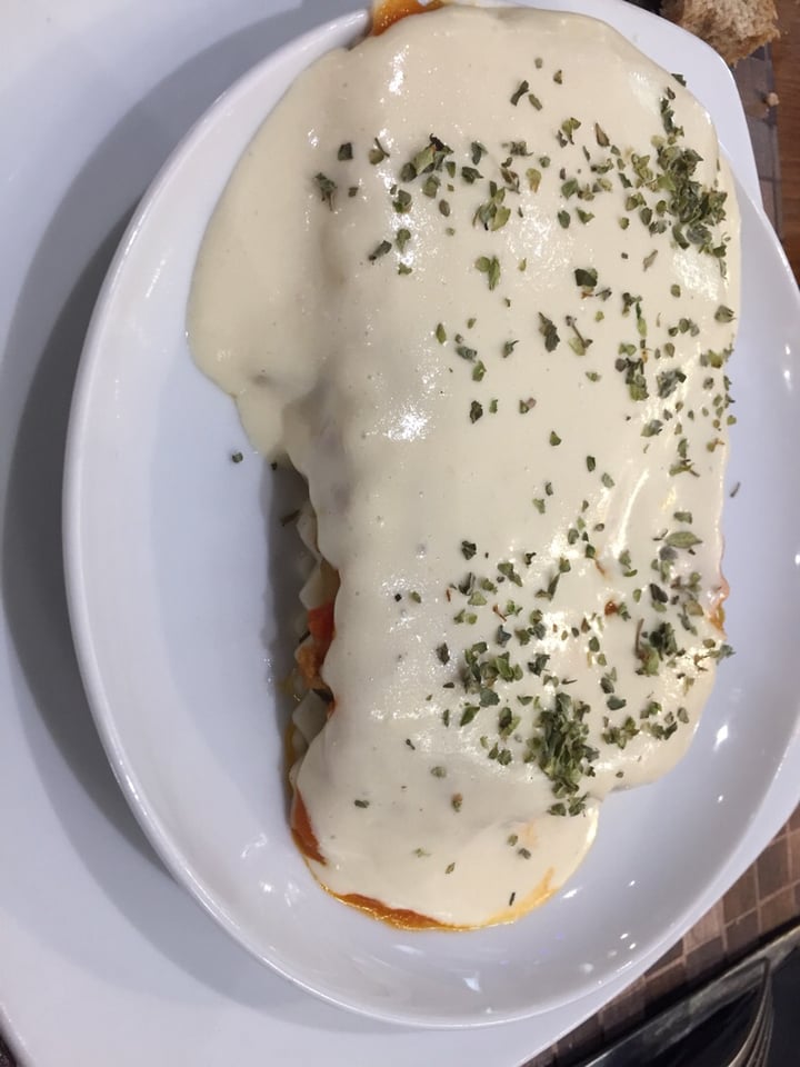 review photo of Black Salad Lasaña de verduras y boloñesa shared by @alicia9 on 10 Aug 2019 - review
