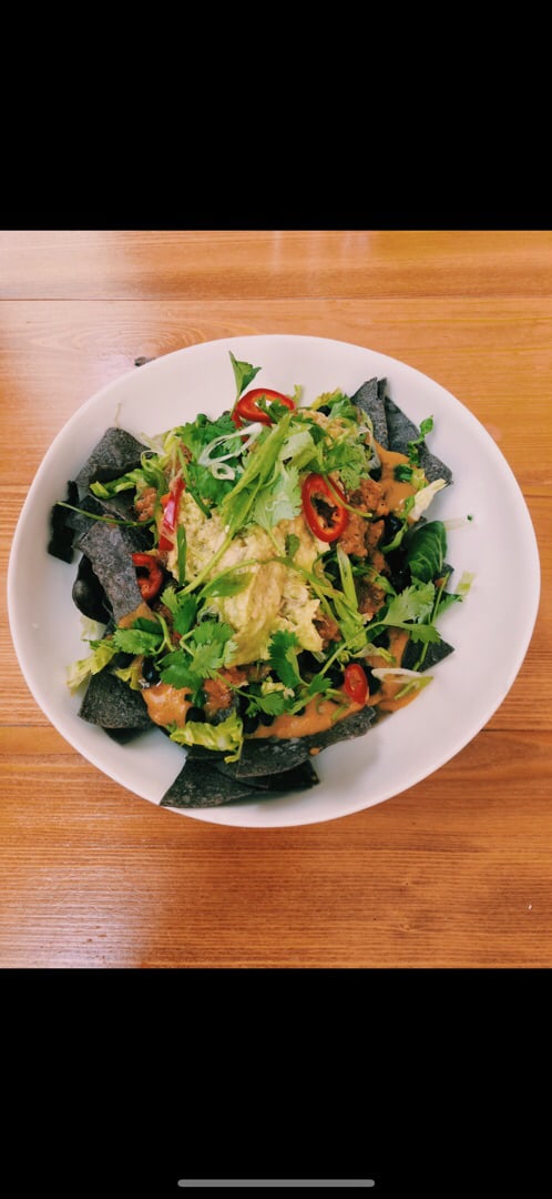 photo of BASIC KITCHEN Vegan nachos shared by @liseoks on  01 Apr 2020 - review