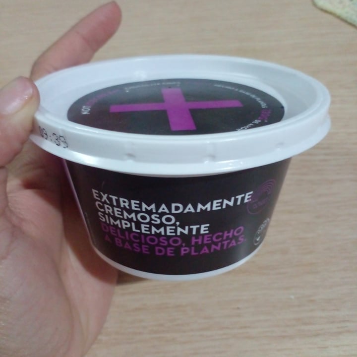 review photo of NotCo Not Icecream Chocolate Chips shared by @nanvazveg on 24 Nov 2021 - review