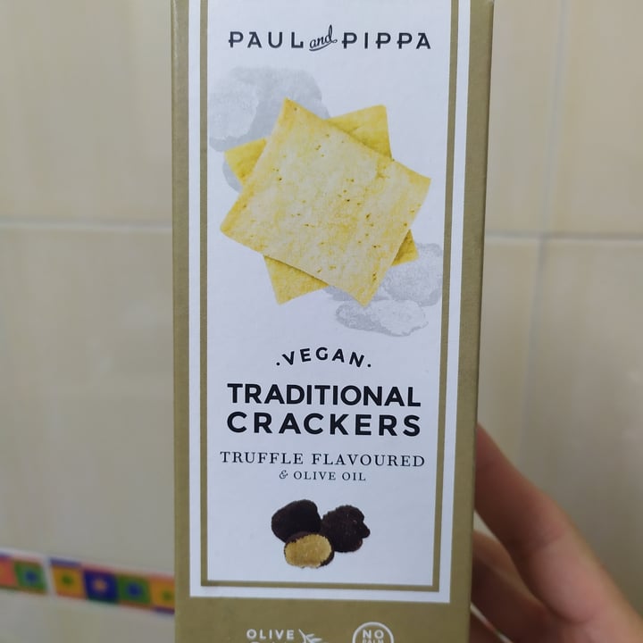 photo of Paul and Pippa Crackers de aroma de trufa y aceite de oliva shared by @trajkovskagutierrez on  01 Feb 2022 - review