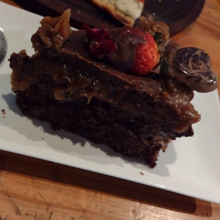photo of ALMA CASA VEGANA Torta De Chocolate shared by @alejandraglck on  13 Aug 2022 - review