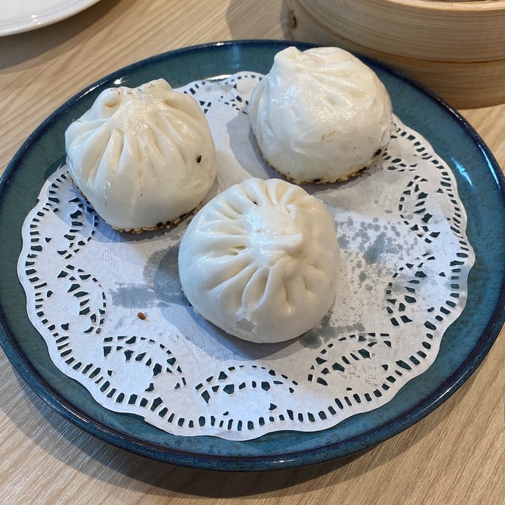 review photo of Lotus Vegetarian Restaurant Pan fried mushroom bun shared by @serenat on 25 Dec 2020 - review