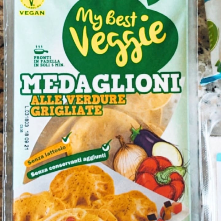 photo of My Best Veggie Medaglioni Alle Verdure Grigliate shared by @wellnesswithbrina on  25 Mar 2022 - review