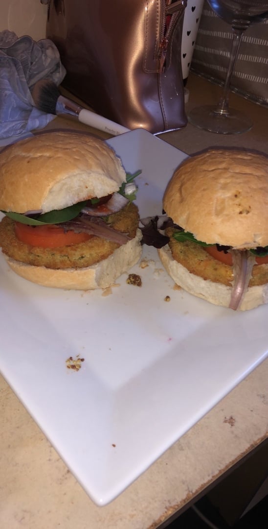 photo of Mae’s Kitchen Vegetable Quarter Pounders shared by @emily8 on  12 Feb 2020 - review