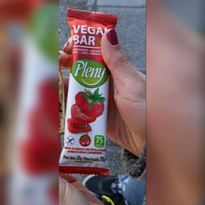 review photo of Pleny Barra de Cereal con Manzana shared by @marilusolange on 15 Feb 2021 - review