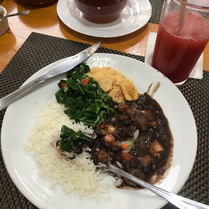 review photo of Tofood Vegan Feijoada Vegana shared by @evelinlima on 18 Oct 2022 - review