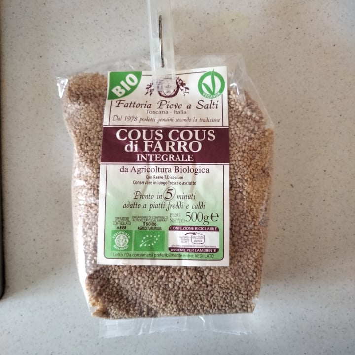 review photo of Compagnia Italiana Würstel vegetali tofu e farro shared by @iccapiry on 26 Mar 2022 - review
