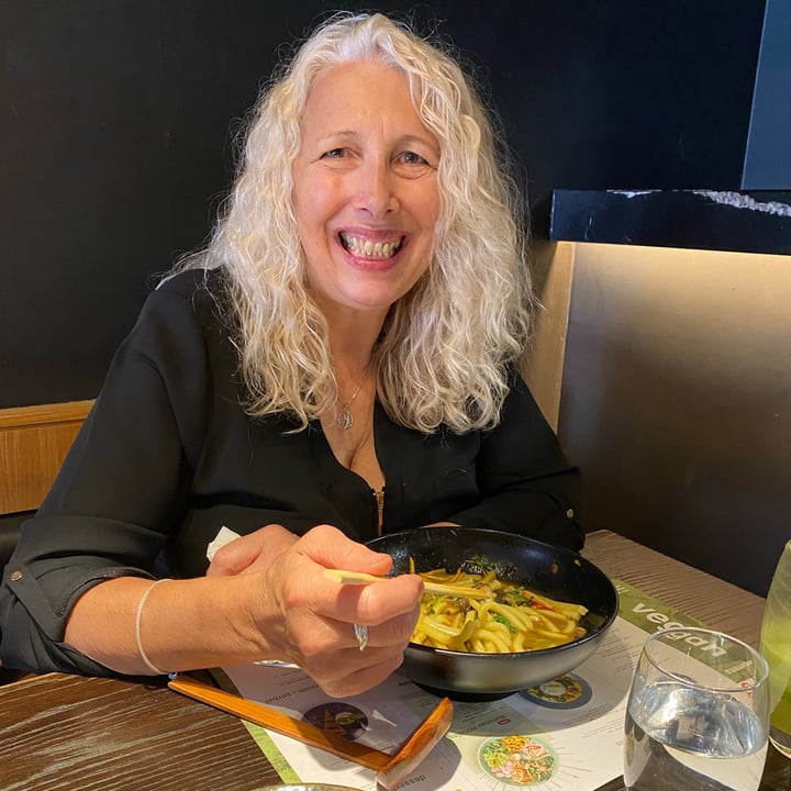 photo of Wagamama Kingston upon Thames Kare buroso ramen shared by @vegansuttonmama on  14 Aug 2021 - review