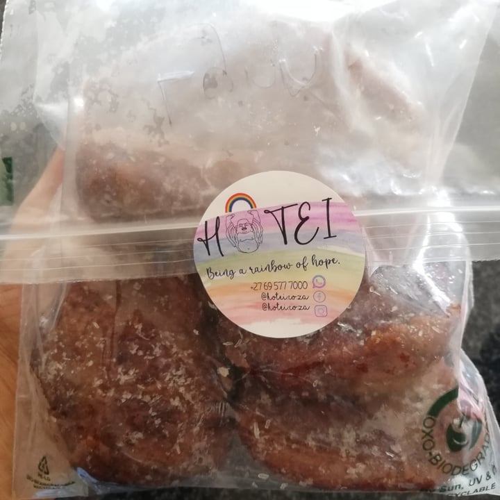 review photo of Hotei Koesister shared by @lynn4plants on 12 Mar 2022 - review