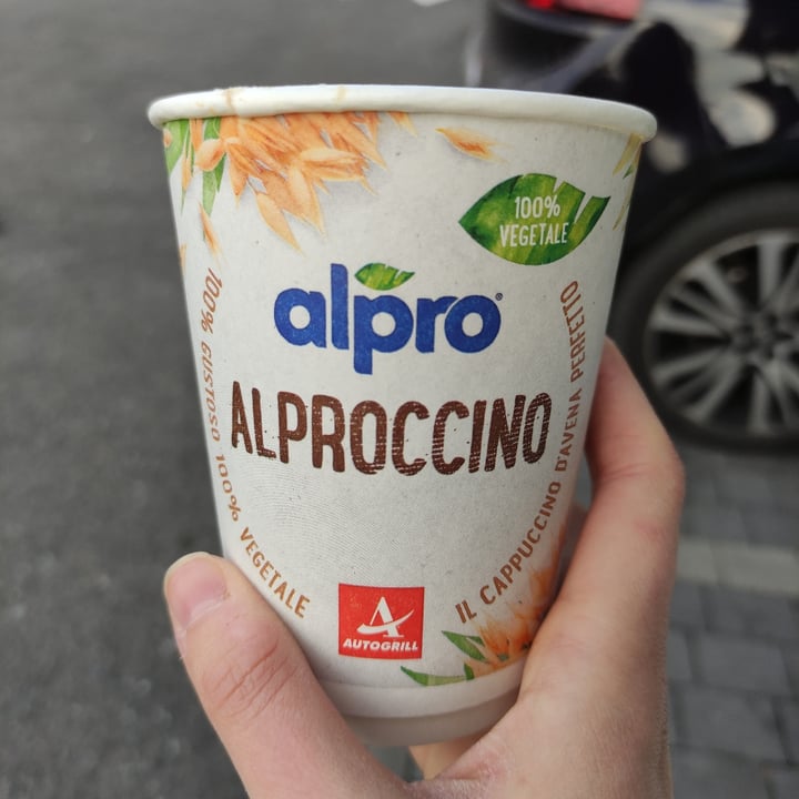 photo of Alpro alproccino shared by @lindalazza97 on  09 Dec 2022 - review