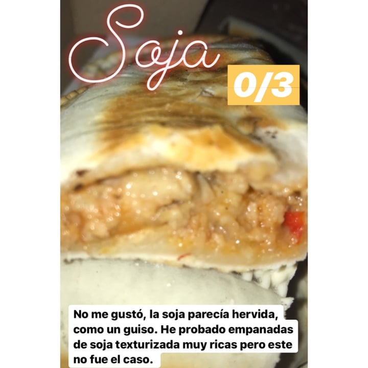 photo of Pizzas y Empanadas IL Giardino De Devoto Empanada Cebolla y Queso shared by @carogarcia on  09 Jan 2020 - review