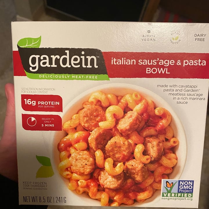 review photo of Gardein Italian Saus’age & Pasta Bowl shared by @gothyvegan on 01 Dec 2020 - review