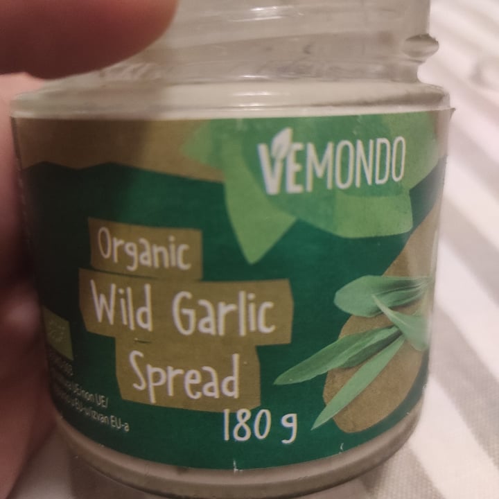 review photo of Vemondo Organic wild garlic spread bio shared by @gipeppia on 10 Nov 2022 - review