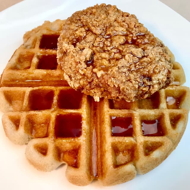 Photo du plat “Chick’n N Waffle”