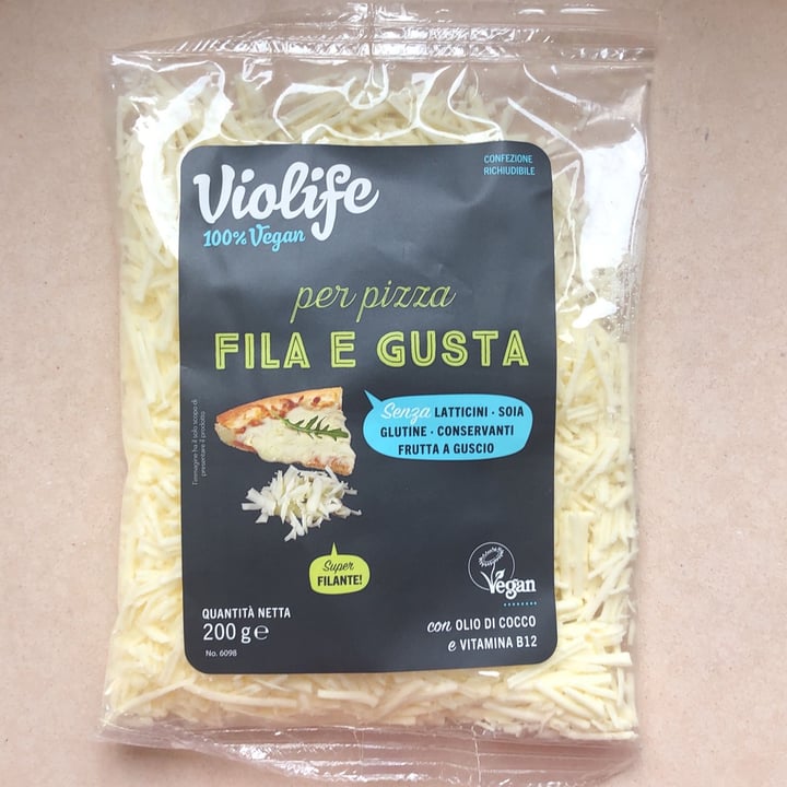 photo of Violife Per pizza fila e gusta shared by @springliz on  28 Nov 2021 - review