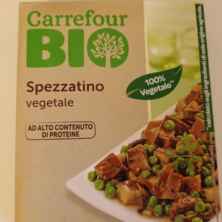 photo of Carrefour Spezzatino vegetale shared by @alessiaalealevegan on  07 Apr 2021 - review