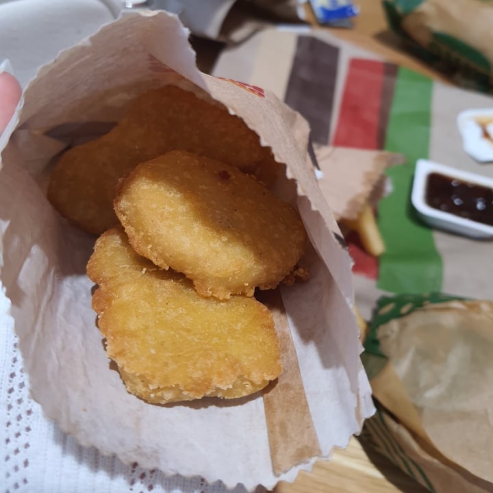 photo of Burger King Blue Route Mall Vegan Nuggets shared by @caitell on  15 Sep 2021 - review