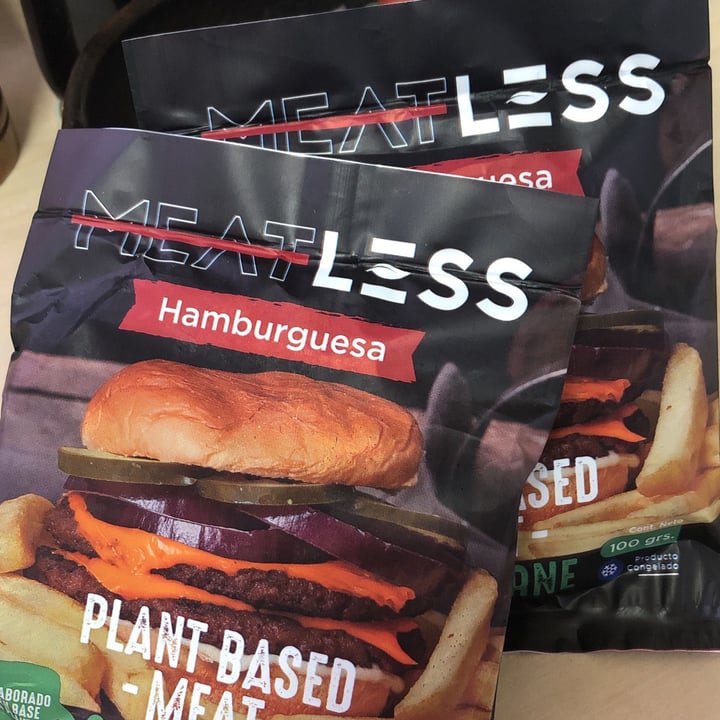 photo of MeatLess Hamburguesa shared by @camilaturner on  26 Feb 2022 - review