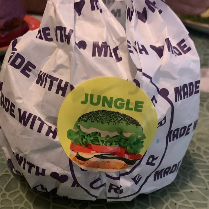 review photo of Flower Burger Jungle Burger shared by @marscorti on 25 Jun 2022 - review