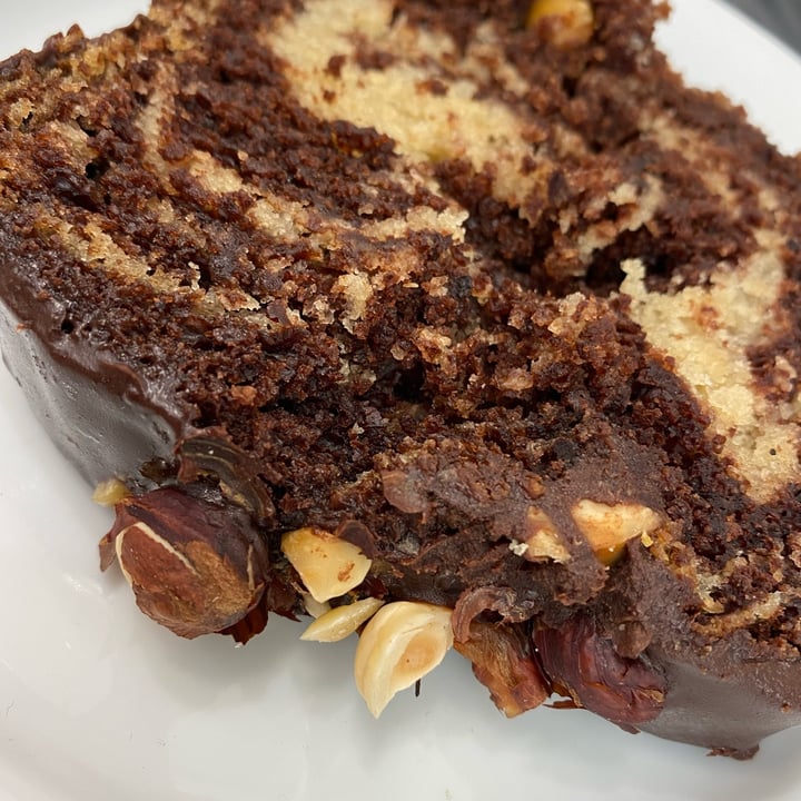 review photo of Cloud Cakes Cake Marbrè shared by @lanastweet on 09 Sep 2022 - review