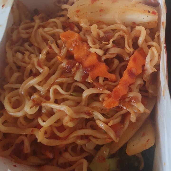 photo of Simply Asia - Benmore Gardens Roasted Chilli Paste and Cashew Nut Noodles shared by @sunshineyum on  07 Feb 2021 - review