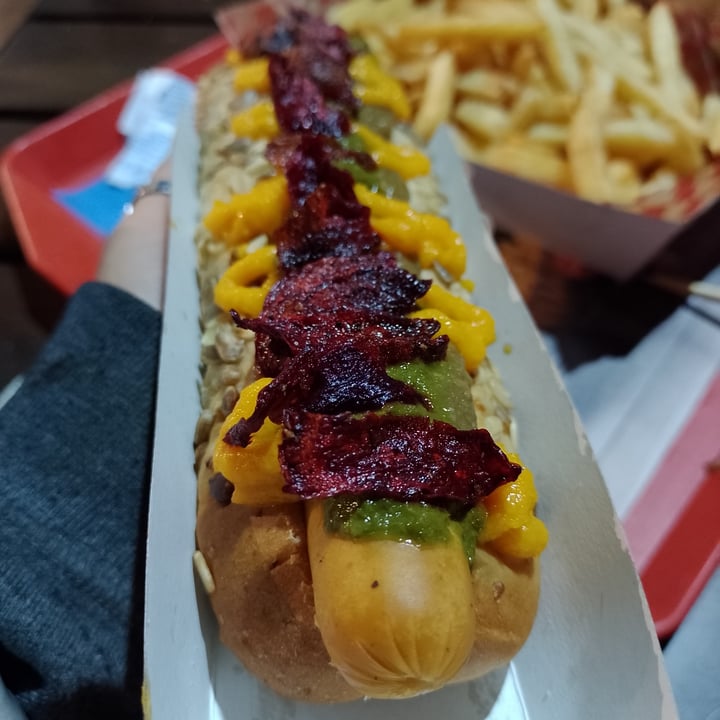 photo of By the Way Hot Dog Station Hot Dog Vegano shared by @lafloravegana on  15 Mar 2022 - review