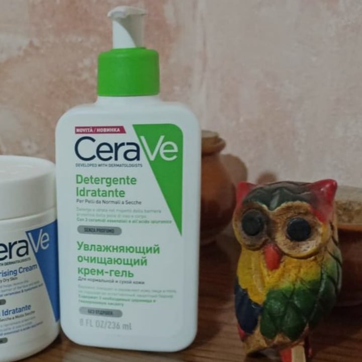 photo of CeraVe Detergente idratante shared by @sofiapguardea on  01 Apr 2022 - review