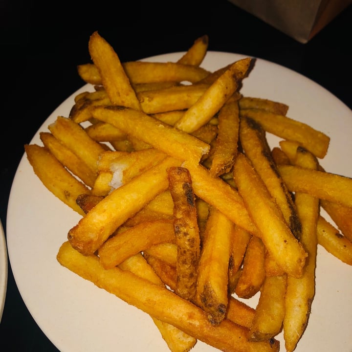 photo of Veggie Grill Large Fries shared by @moustachedvegan on  27 Jun 2021 - review