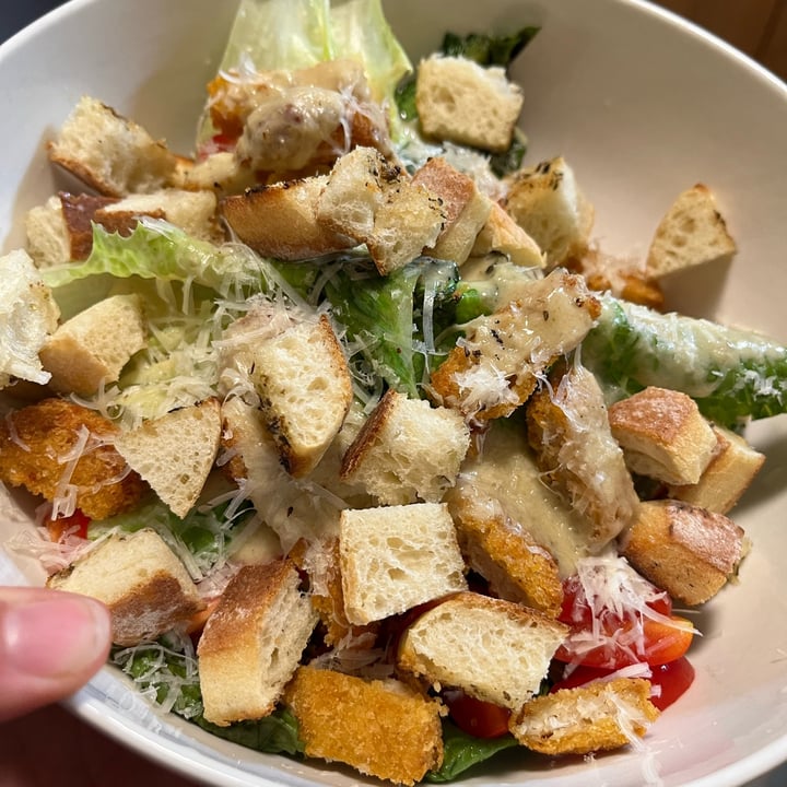 review photo of Trader Joe's Vegan Caesar Dressing shared by @bepotts on 07 Jul 2022 - review